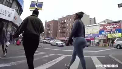 Bubble Butt candid