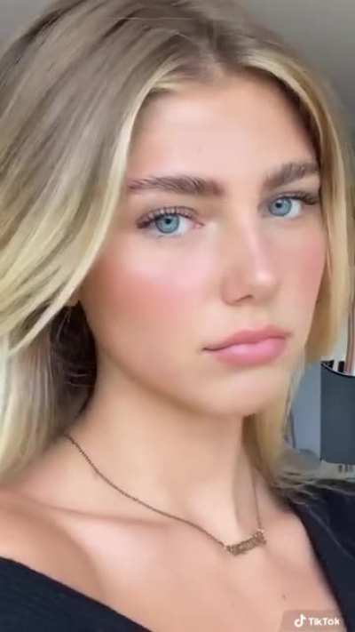 The perfect girl?