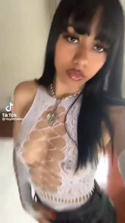 👀