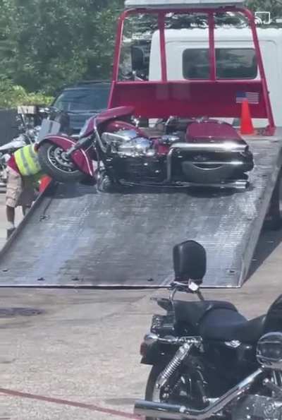 that&rsquo;s one way to load a motorcycle onto a tow truck&hellip;