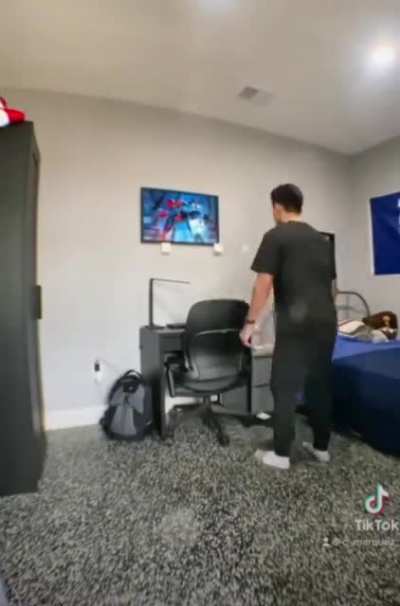 #113/ Roblox moment