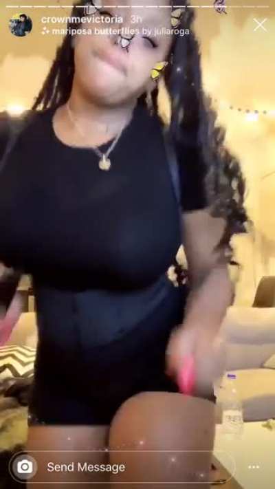 Damn her tits got bigger🤤🤤