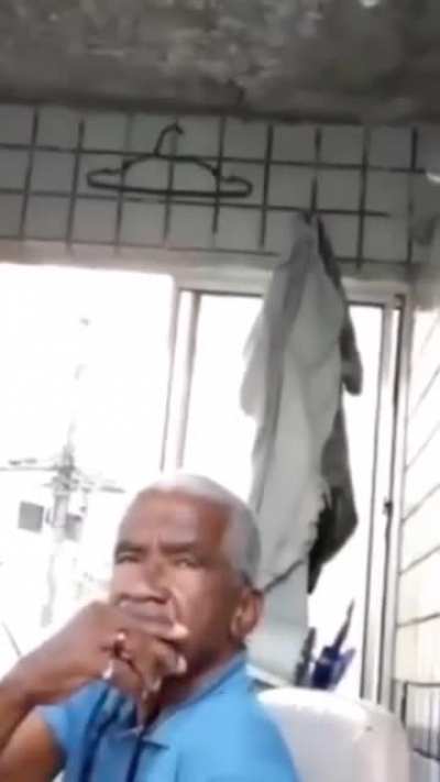 danyel sena pedindo informação