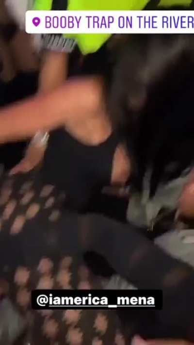 Tits out 🍼🥛