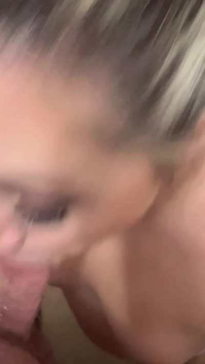 I&rsquo;ll suck you so good if you promise to give me a thick load!