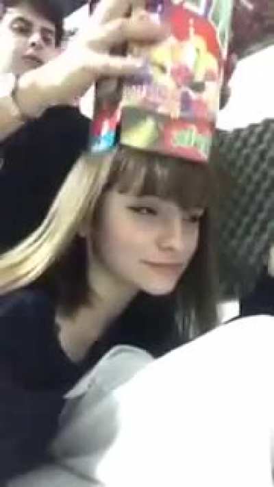E-Girl Caja