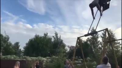 Hardest swing fail you&rsquo;ll ever see