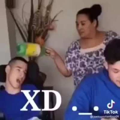 HD.