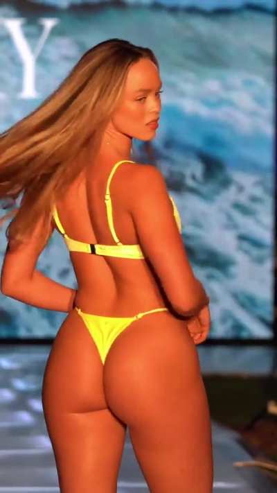 Alyssa Lawrence