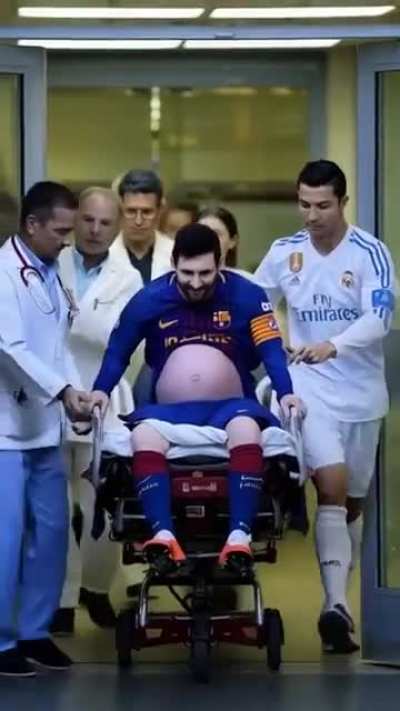 Ronaldo gets messi pregnant 😱