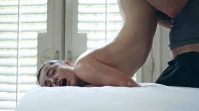 buried face, screaming face