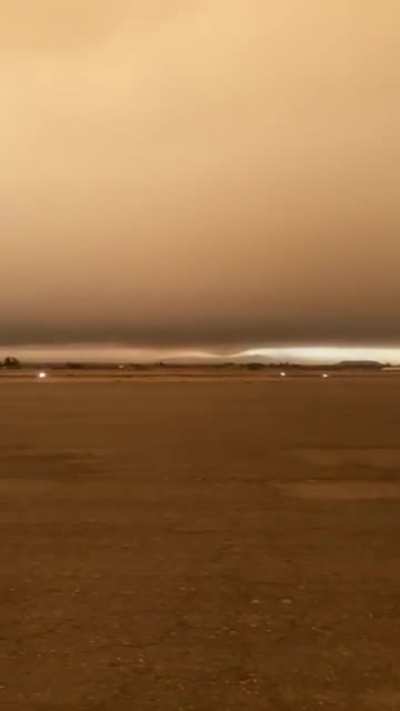 Smoke blanket covering the sky in California