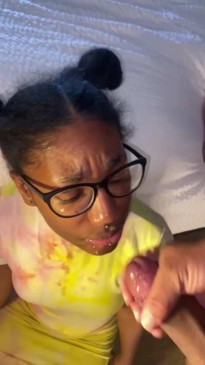 Cute girl bj