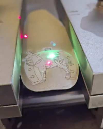 Laser etching &amp;amp; cutting a pendant