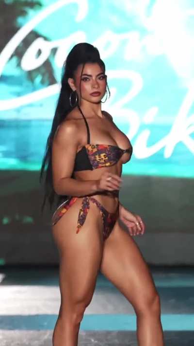 Nia piedra - Coconut Bikini