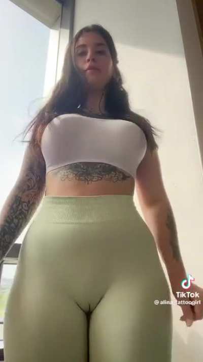 Alina_tattoogirl