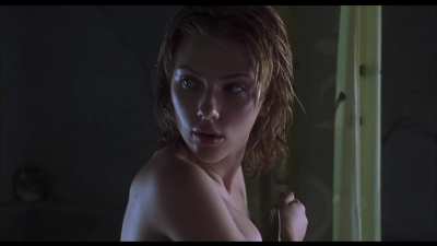 19 year old Scarlett Johansson’s spectacular side-boob in A Love Song For Bobby Long. 2004