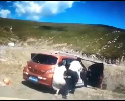 Что-то с ручником