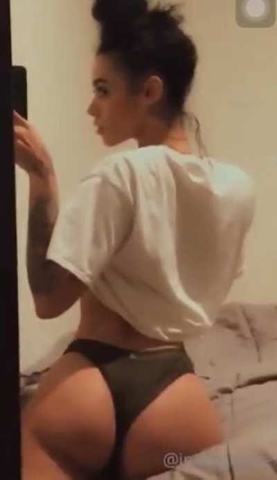 🍑🤤