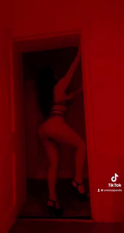Put on the red light!