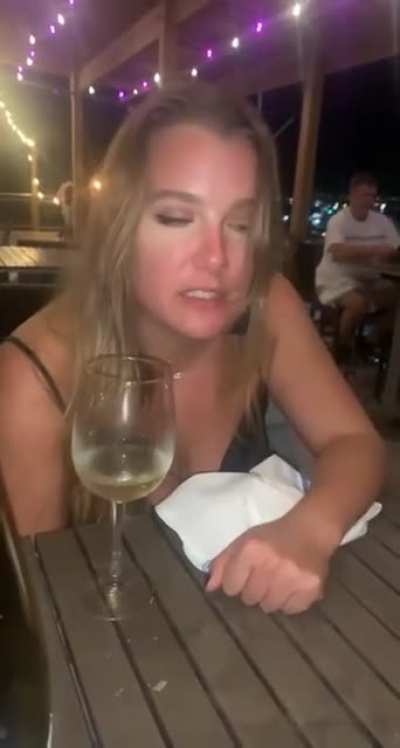 This is my girlfriend&rsquo;s sister talking, and their friend &ldquo;on&rdquo; the chair.