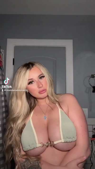 @maddiecaddymae26
