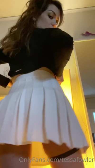 Sexy reveal [reveal]