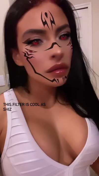 Zelina with a nice cleavage and a weird filter