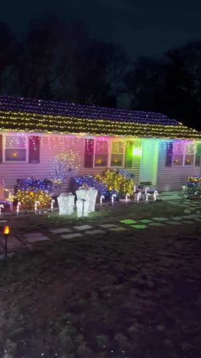Show of Support Slava Ukraine over 2400 LEDs