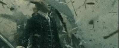 PoV: You held down &lsquo;E&rsquo; in the middle of a ship battle.