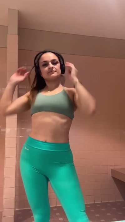 Thunder Rosa 