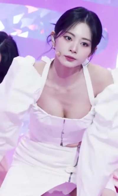 TWICE - Tzuyu