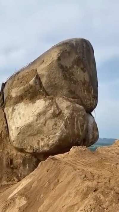 I would've killed to do this as a kid, this is the sort of shit kids use to get up to in the woods and then never tell their parents about knowing you barely avoided death.