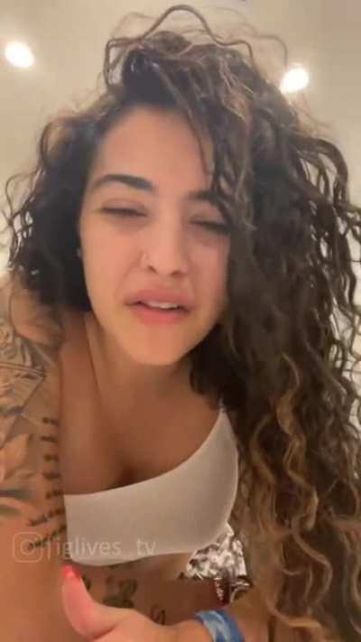 Malu Trevejo | Instagram Live Stream | 16 February 2021