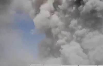 POV footage of isis members getting heavily bombed by Iraqi &amp;amp; coalition Air Force during the battle of Mosul,2016.