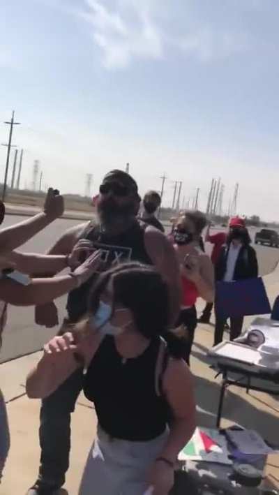 Trump Supporters Terrorize A Black Lives Matters Supporters And Destroy Their Merchandise Table