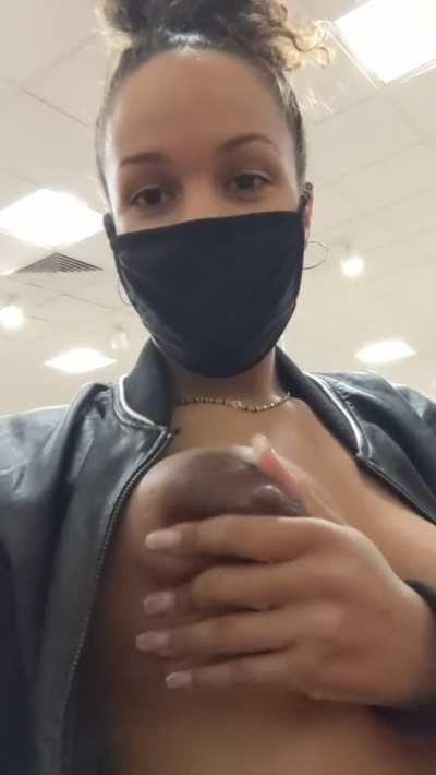 The mall is the best place to show off my assets