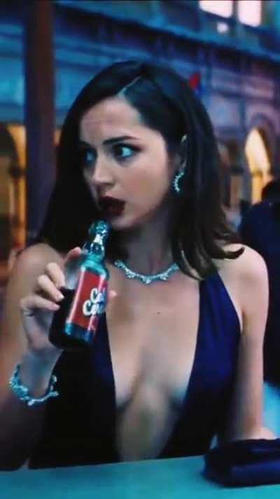 Ana de Armas