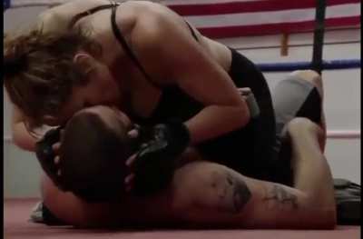 Sexy Jennifer Lopez kissing passionately