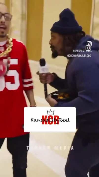 Marshawn to 49er fans 😭