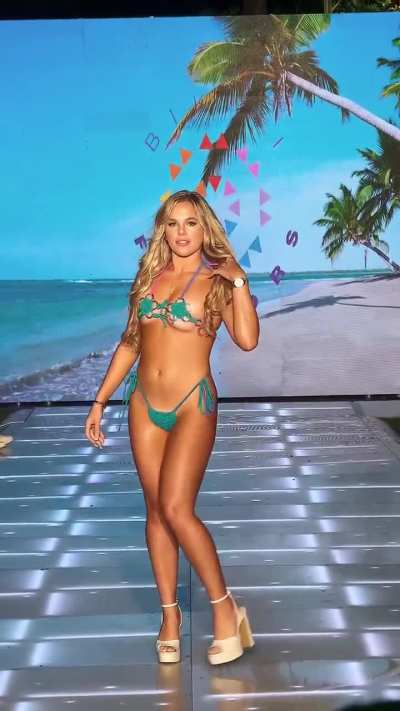 Mariella Gregoria