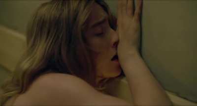 Saoirse Ronan &amp;amp; Kate Winslet - Lesbian nude scene in 'Ammonite'