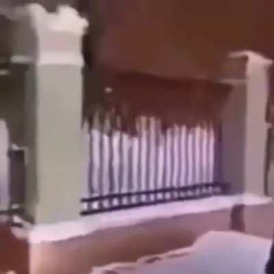 Hola