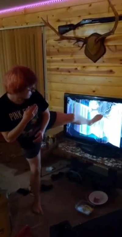 The tv wasn't prepared