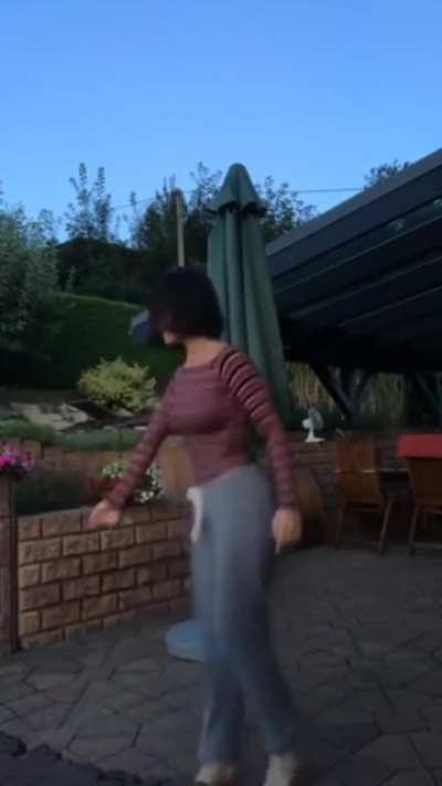 Anyone have a name/sauce? I'm pretty sure this is originally from TikTok (found on Imgur the other day before it was taken down)