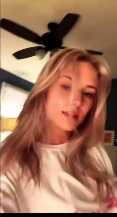 Pretty Blonde Babe -Her Pack in Comments