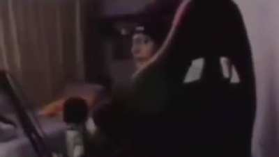 Aaaaa lo extra&ntilde;o tantoo