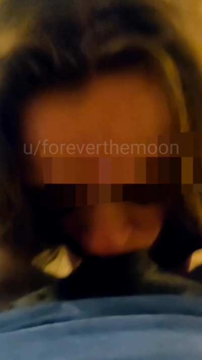 Amateur deepthroating 