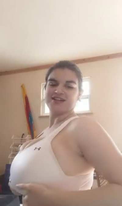 She&rsquo;s stacked [drop]