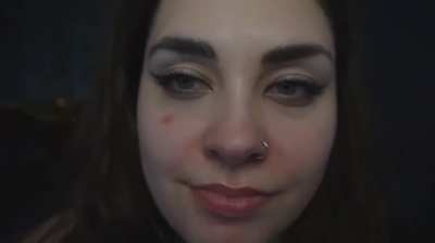 up close kisses and licks &amp;lt;3